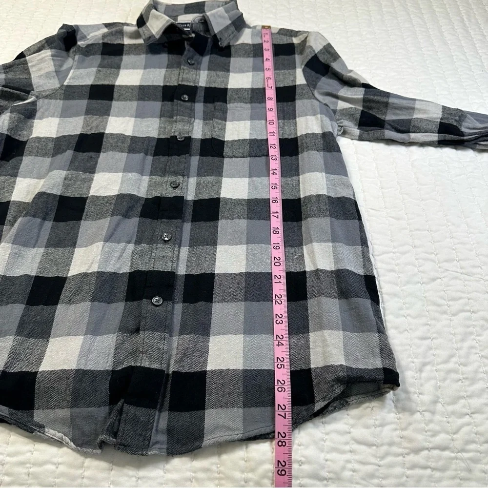 Club Room Men’s Buffalo Buttom Down Flannel Shirt Color Gray Size M Plaid - Picture 4 of 12